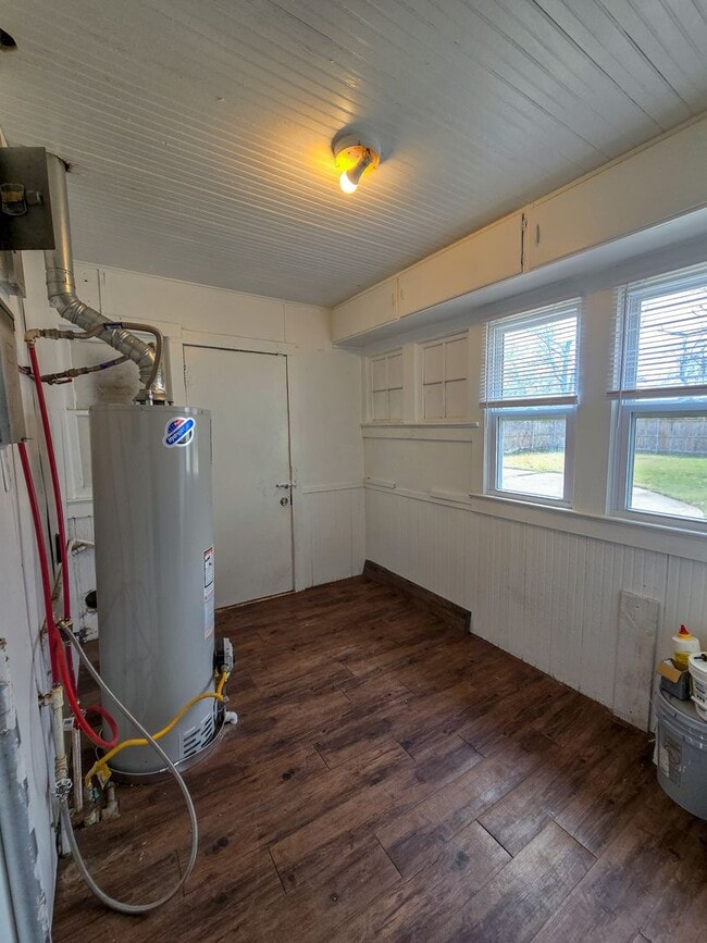 Building Photo - 3 Bed home in Shawnee!