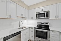 Building Photo - 632 Massachusetts Ave