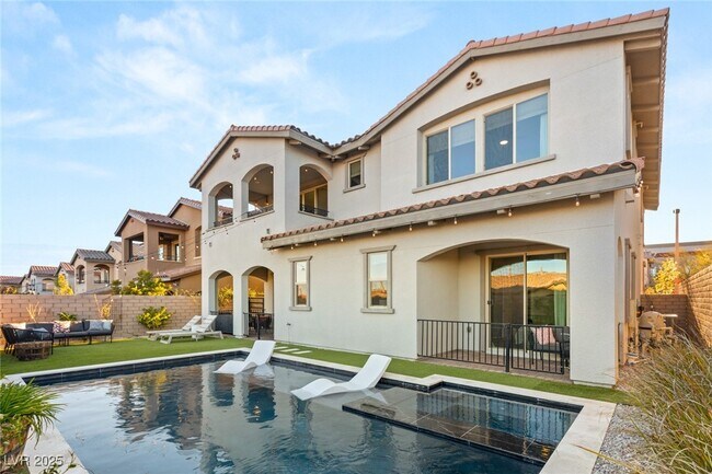 Building Photo - 258 Castellari Dr