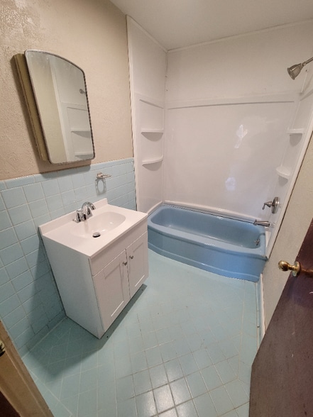 Building Photo - 311 S Park Ave