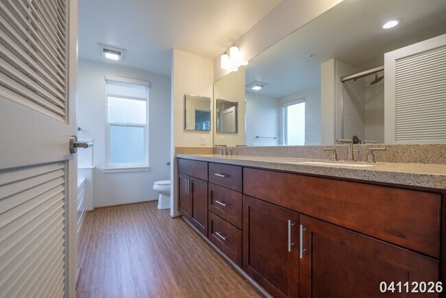 Building Photo - Ka Malanai @Kailua 3-bedroom 2-bath End Unit