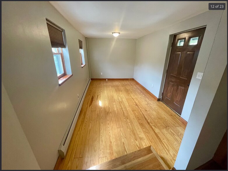 Building Photo - 4 Shawsheen Rd