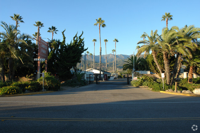 Primary Photo - Casas de las Flores