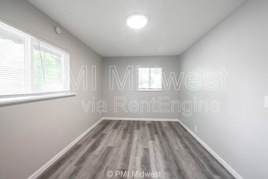 Building Photo - 4350 Dubarry Rd