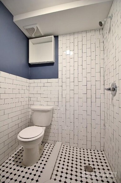 Building Photo - NO FEE! NEW 3 BED 2 Bath in Crown Heights Limestone!