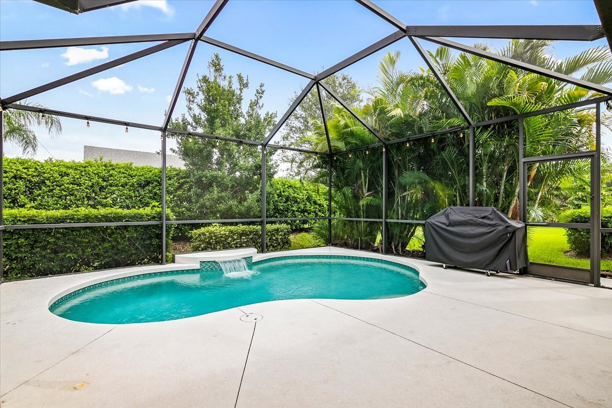 Building Photo - 12109 Whisper Lake Dr