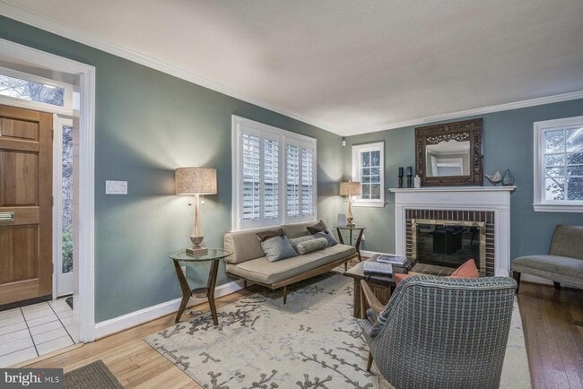 Building Photo - 6007 Welborn Dr