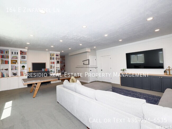 Building Photo - 164 E Zinfandel Ln