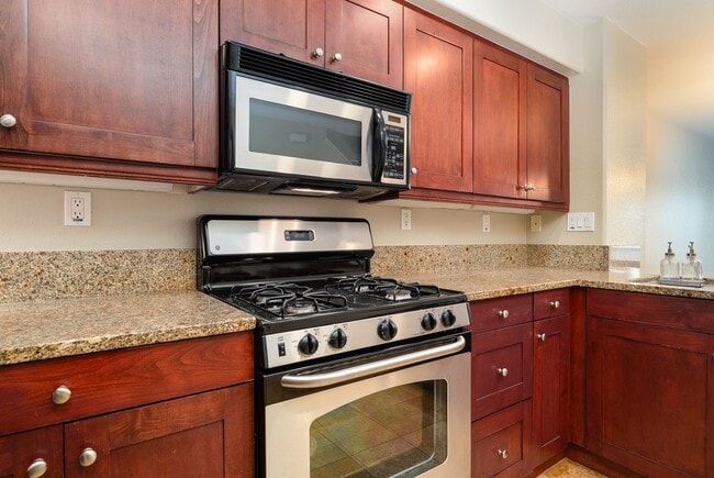 Building Photo - 3140 Trinity Bay Pl
