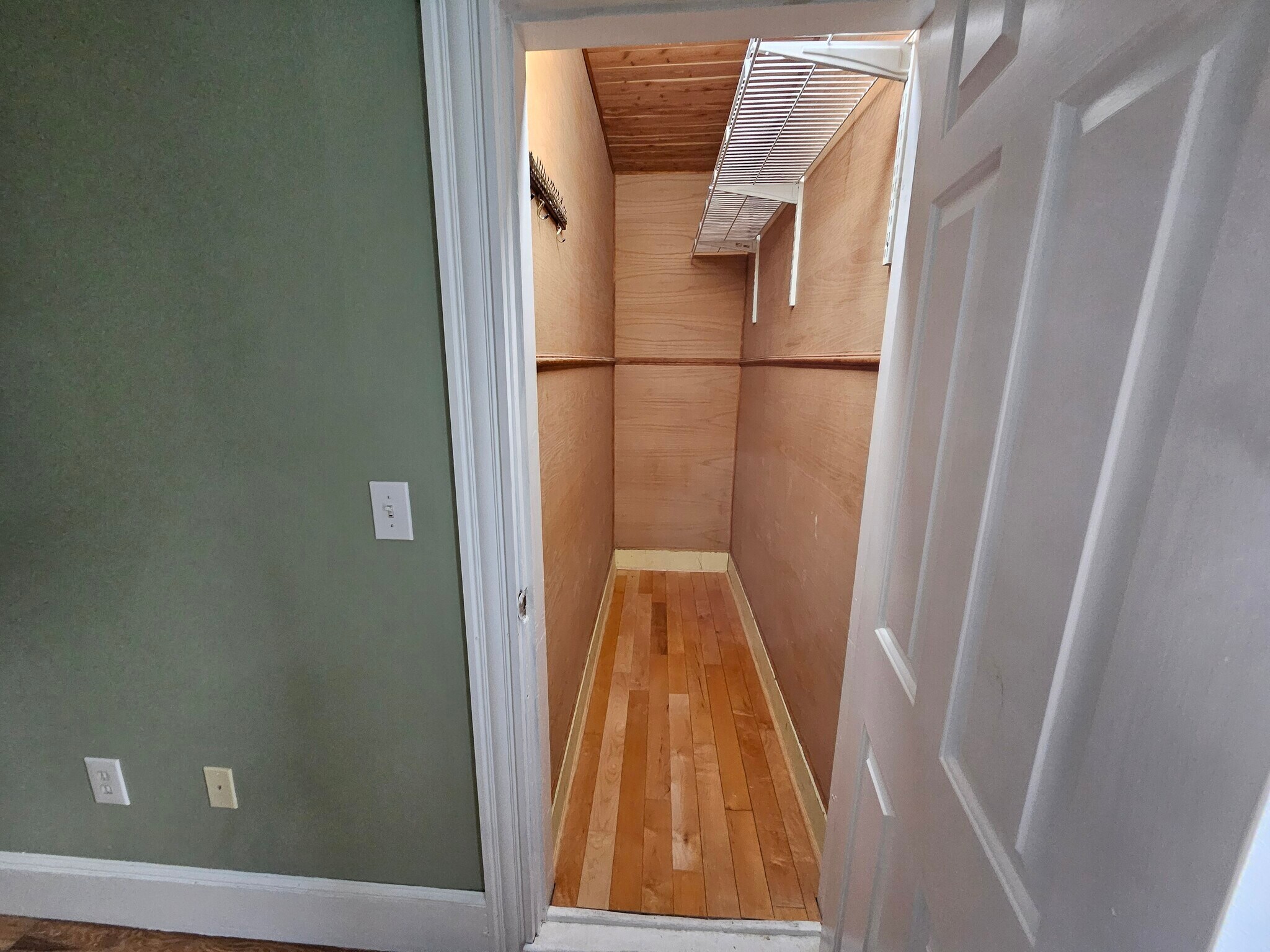 Bedroom 1 walk in closet - 22 Sparhawk St