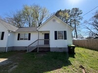 Building Photo - 121 Clyde Dr