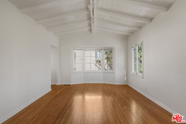 Building Photo - 1009 S Bedford St