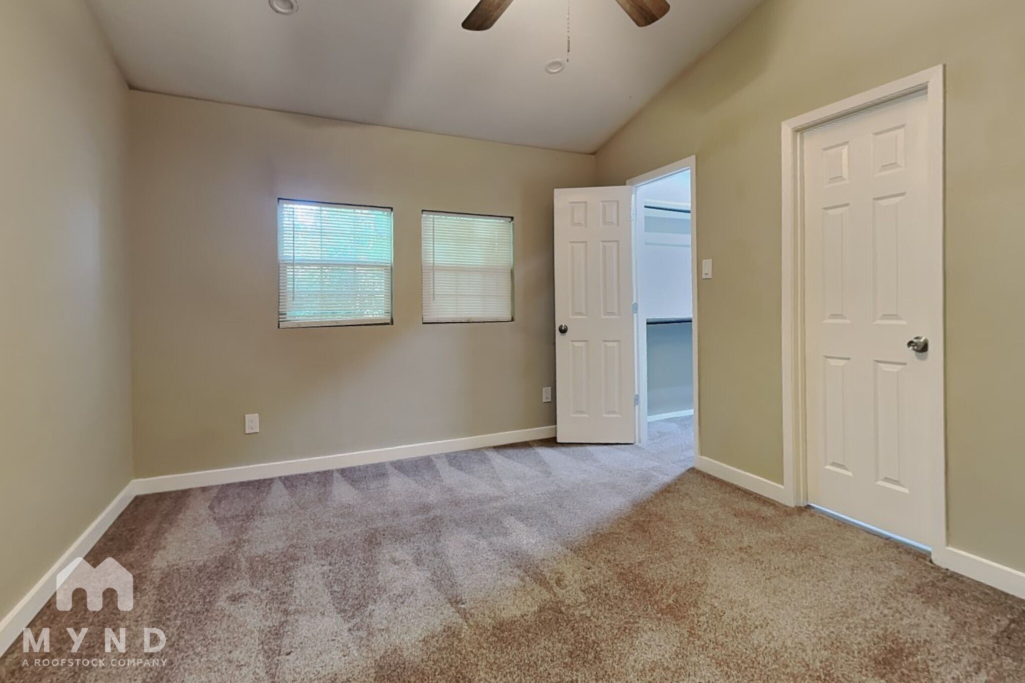 Building Photo - 3732 Farm Field Ln