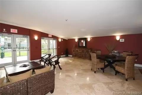 Building Photo - 2600 SW 27th Ave