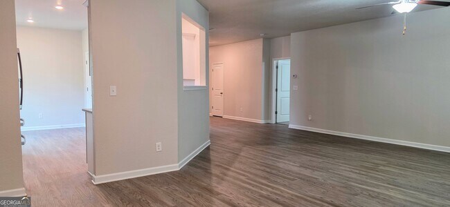 Building Photo - 60 Katelen Ct