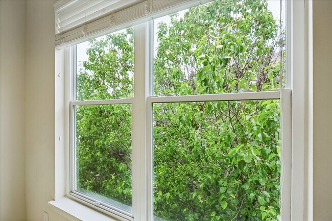 Building Photo - 12707 Boheme Dr