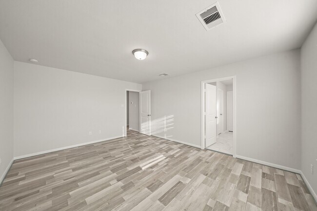 Building Photo - 2536 Allegretto Sea Dr
