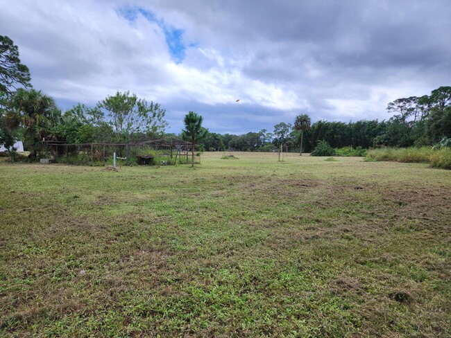 Building Photo - 4910 Ralls Dr