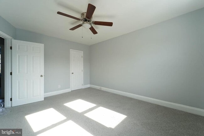 Building Photo - 809 Braeside Rd