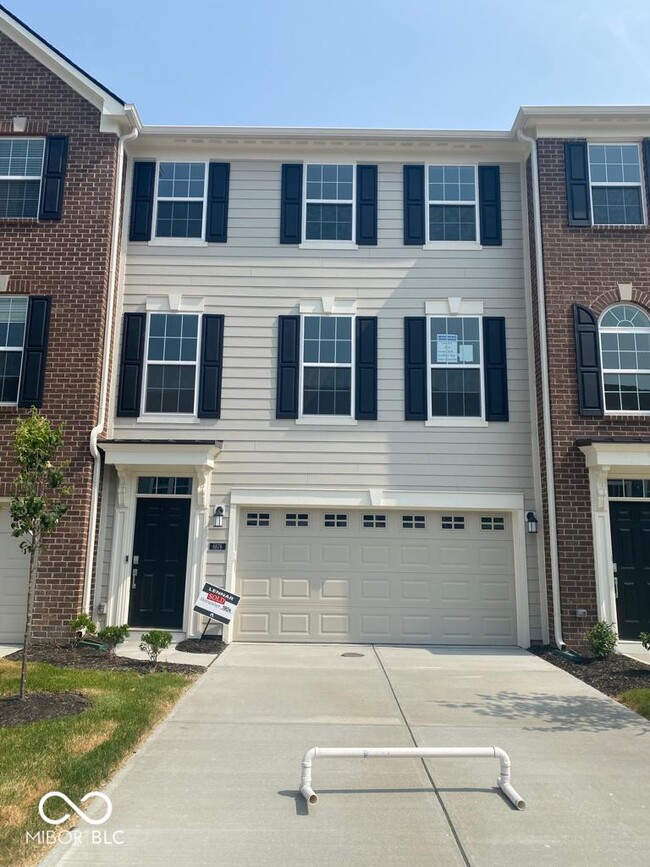Building Photo - 6878 Sunstone Pl