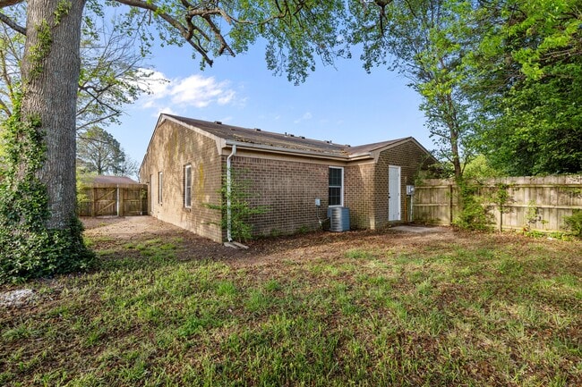 Building Photo - 4617 Brookwood Ct