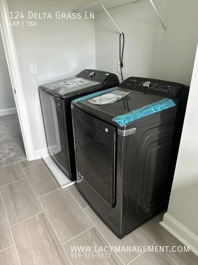 Building Photo - 124 Delta Grass Ln