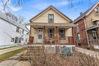 Building Photo - 2113 Halstead Ave