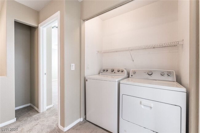 Building Photo - 5164 Bellaria Pl