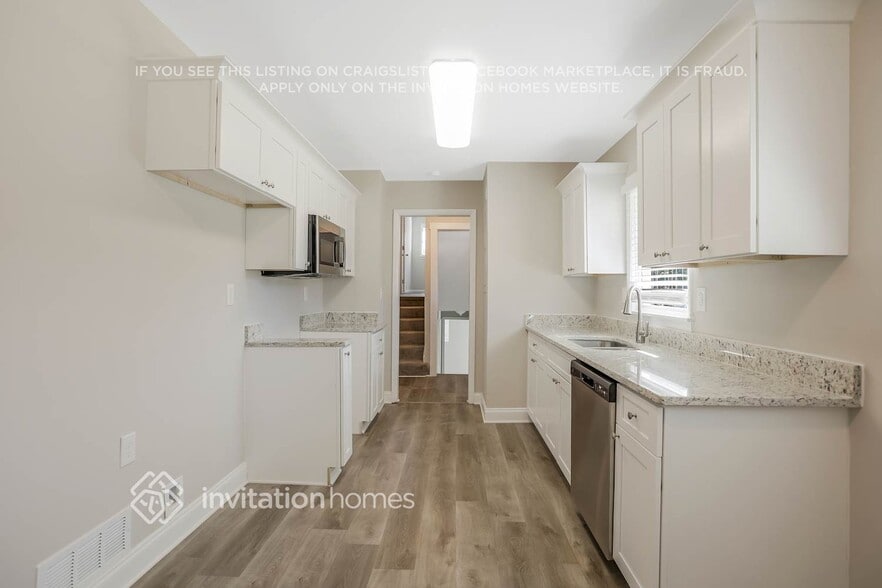 Building Photo - 883 Meadow Rock Dr