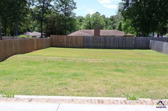 Building Photo - 214 Landings Pointe Ln