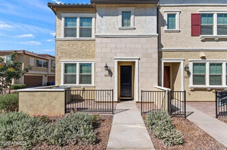 Building Photo - 1821 E Bernie Ln