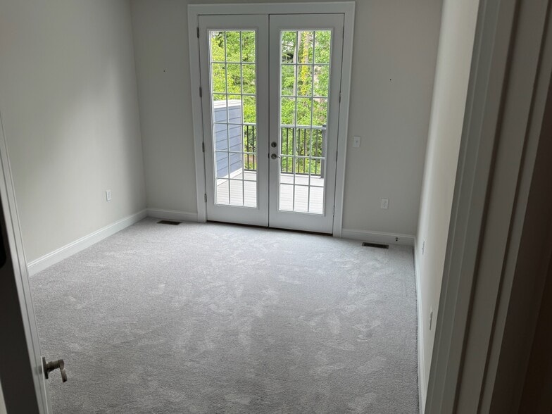 Building Photo - 115 Wellie Hl Pl