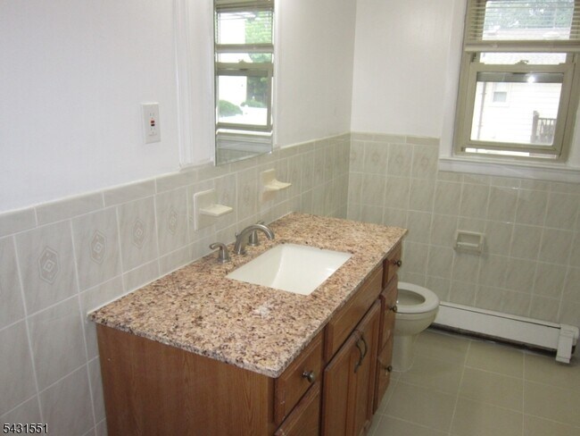 Building Photo - 138 Haverhill Ave