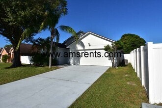 Building Photo - Pool House in Remington Pointe