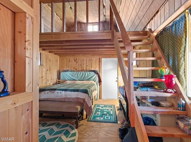 Building Photo - 18 County Rd 8310