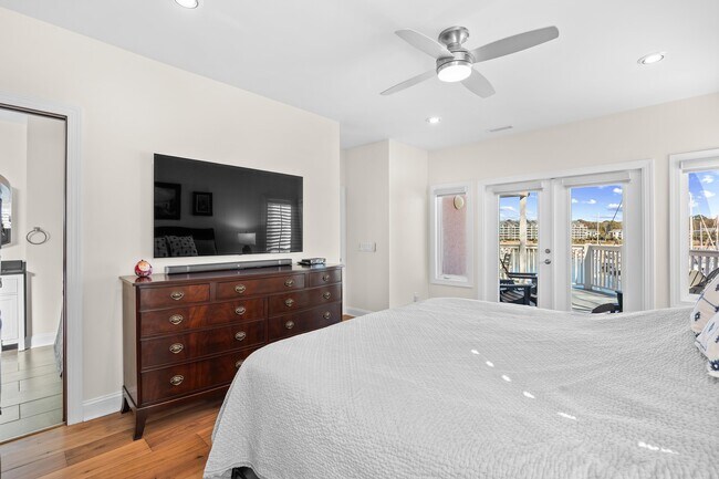 Building Photo - 4759 Lightkeepers Way