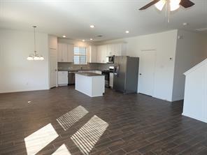 Building Photo - 1529 W Kerr Pass