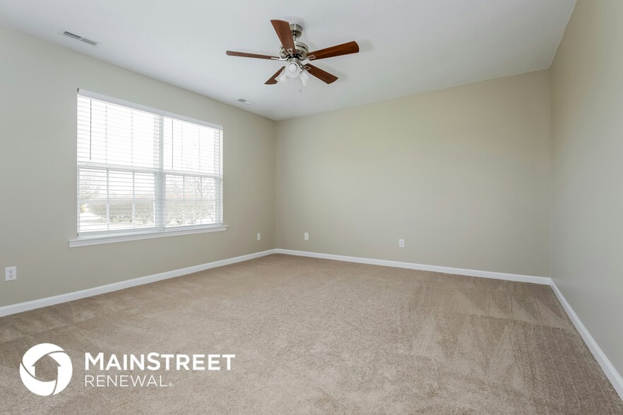 Building Photo - 330 Needham Blvd