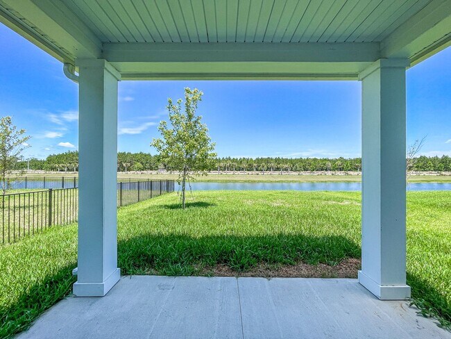 Building Photo - Silverleaf 4/3 w water view!!