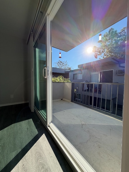 Building Photo - 5720-5730 Yolanda Ave