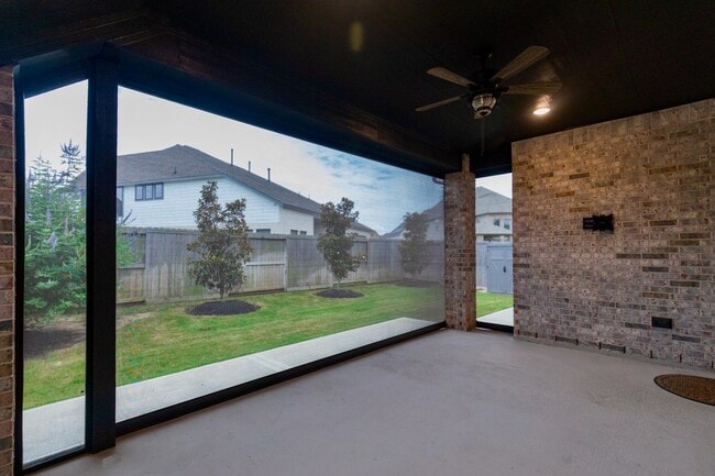 Building Photo - 30103 Aralia Dr