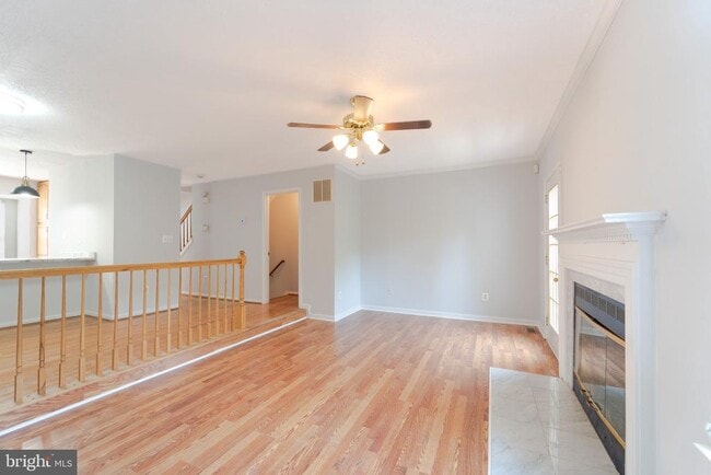 Building Photo - 413 Lakeview Ct