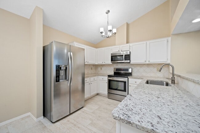 Building Photo - 3411 Valley Gardens Dr