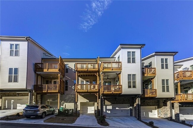 Building Photo - 4321 Parkside Pl