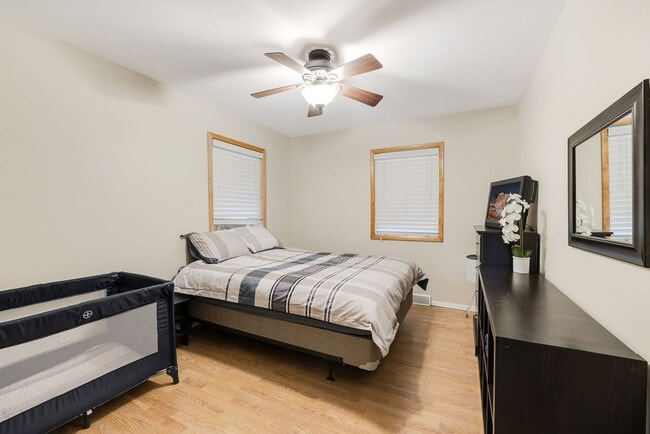 Building Photo - 119 Circle Dr