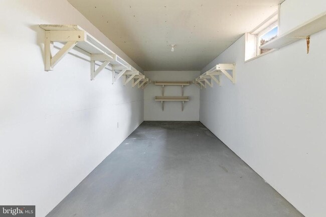 Building Photo - 413 Briarmont Dr