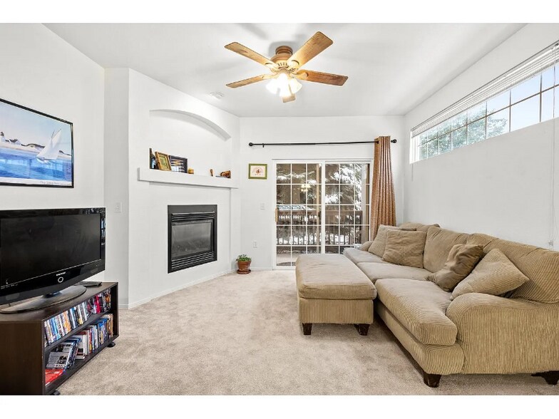 Building Photo - 3002 W Elizabeth St