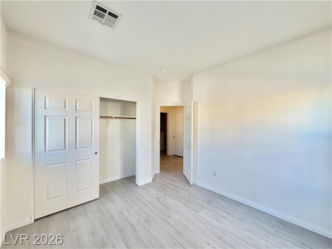 Building Photo - 3889 Palm Island Ct