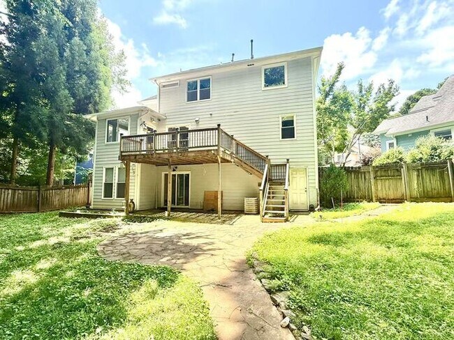 Building Photo - 2847 Ashbury Heights Rd