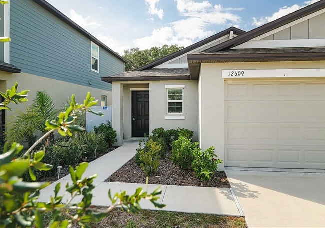 Building Photo - 12609 Maple Bonsai Dr